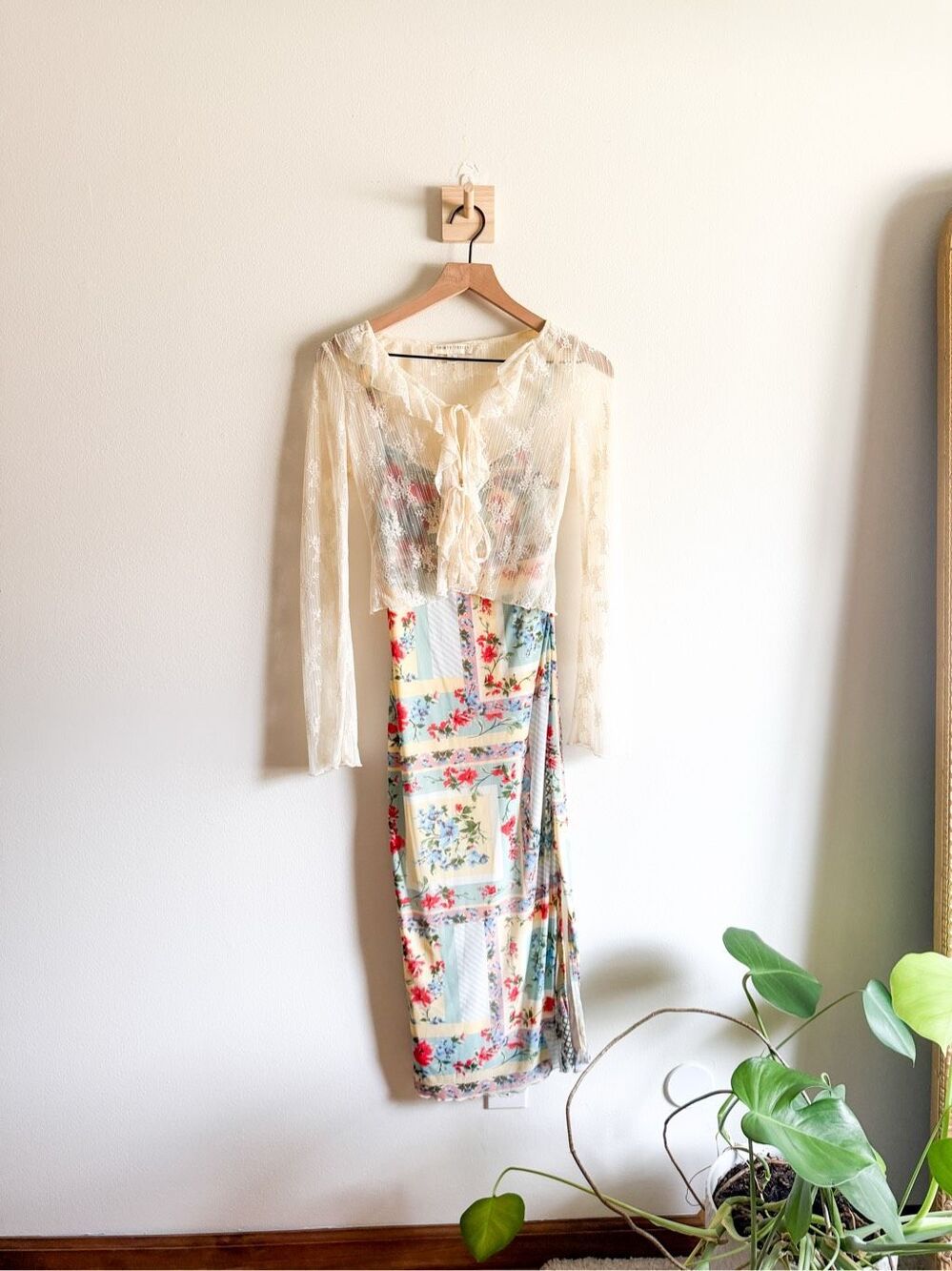 Thirty / Thirty Patchwork Print Dress with Lace Shawl Size S